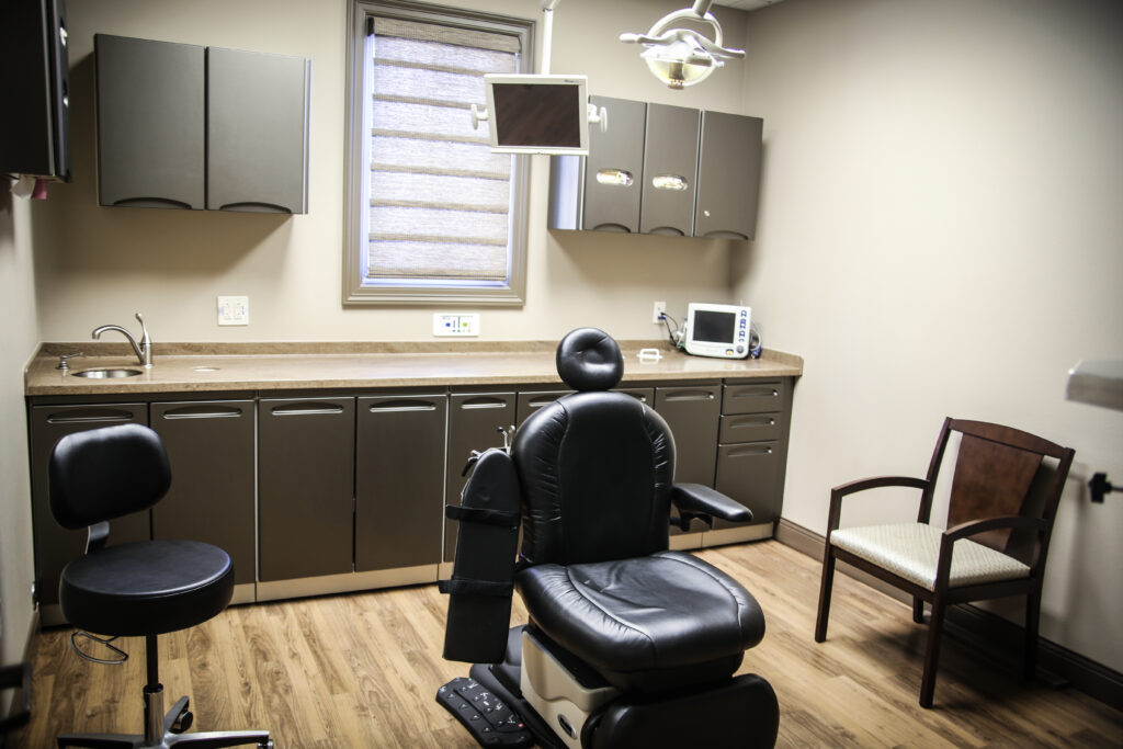 West Texas Oral Surgery procedure room for dental implants, wisdom teeth removal and more